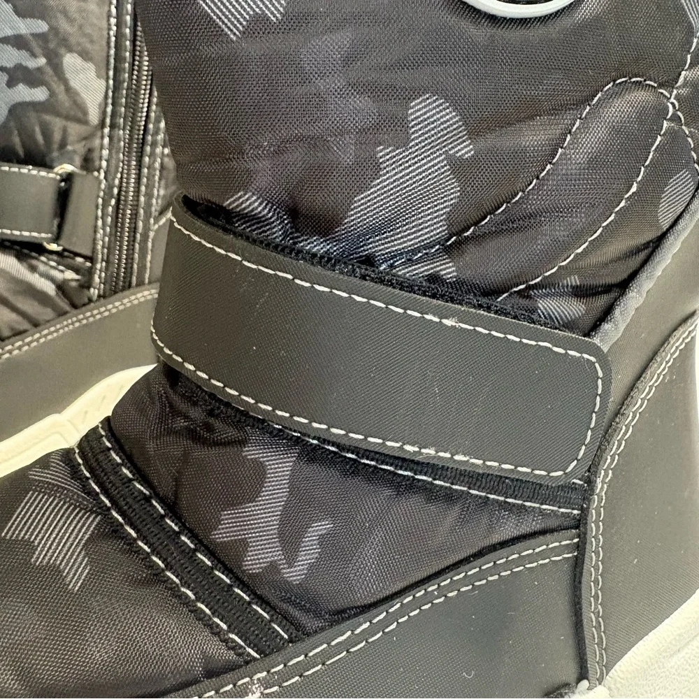 K KomForMe Toddler Snow Rain Boots Waterproof Black Camo Size 6‎